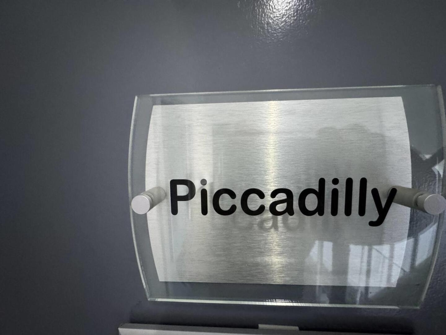 Piccadilly By Pureserviced 플리머스 외부 사진